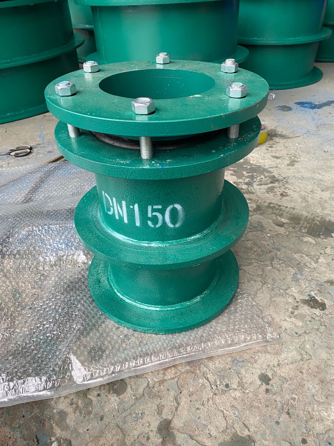 ɽ����ˮ�׹�