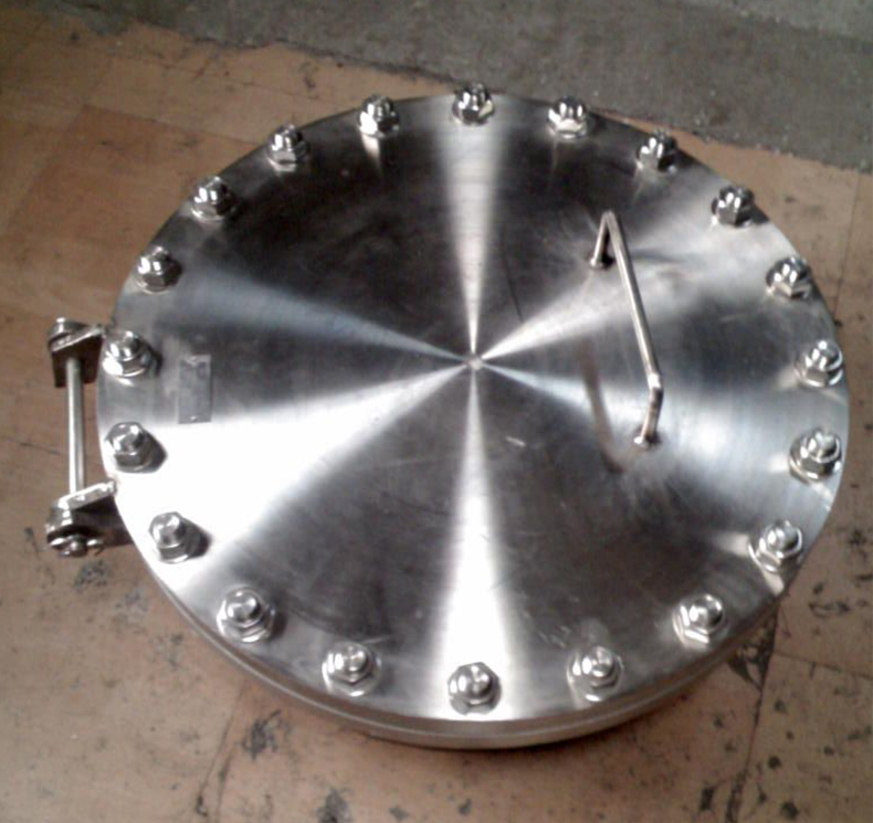 ������˿׳���