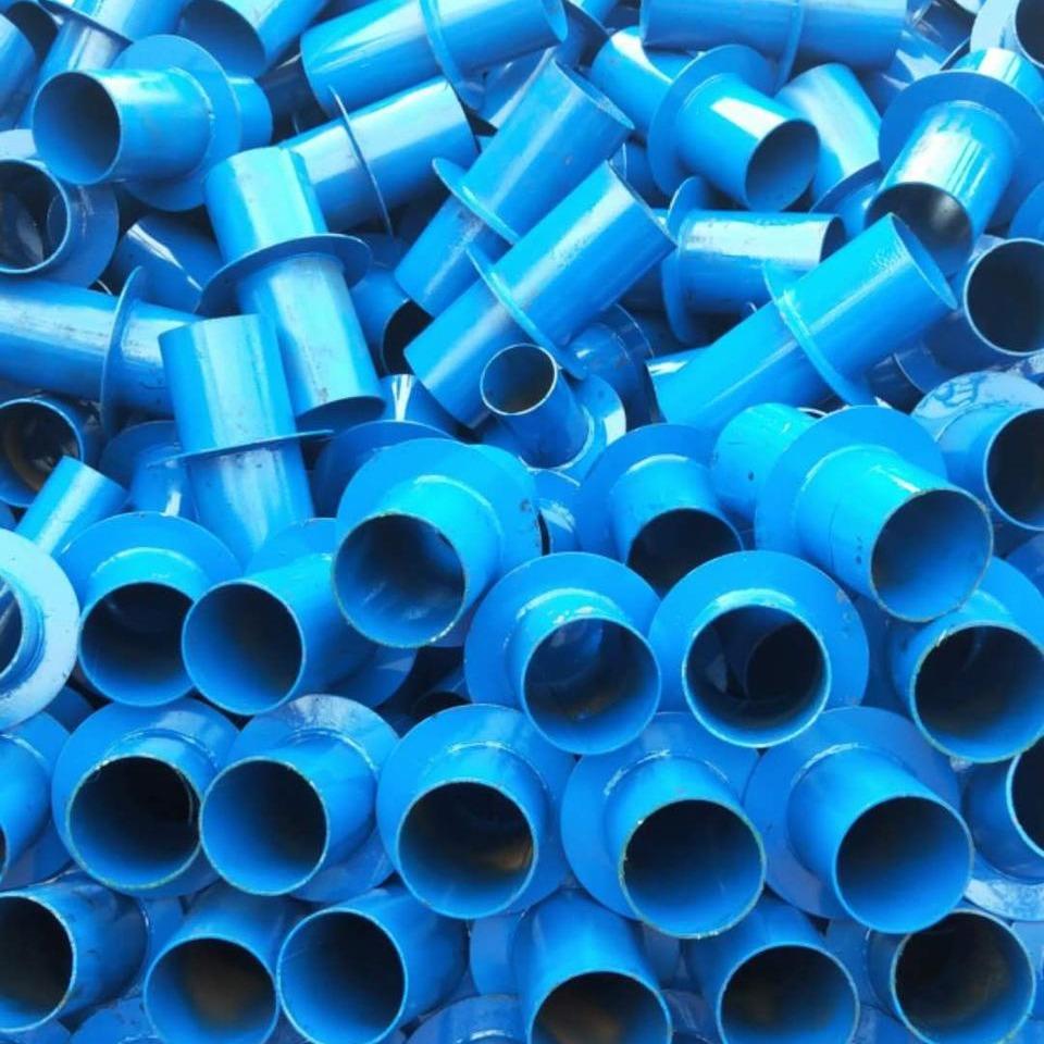 ���Է�ˮ�׹������ڹܵ���ǽ��