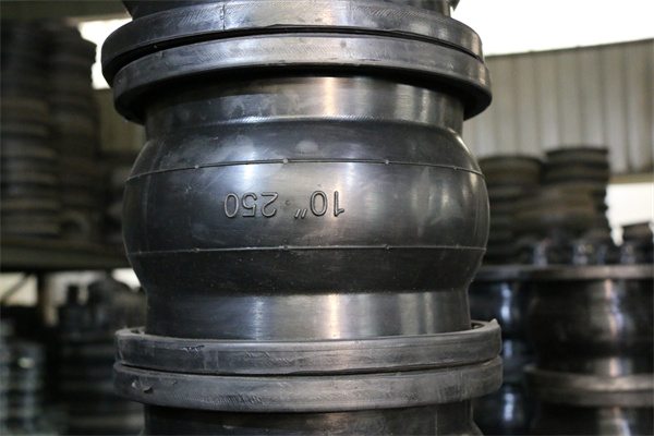 ������ͷ����ʲô�ط�